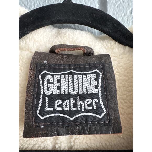 Vintage 100% Brown Leather Shearling Bomber Jacket - Picture 2 of 3